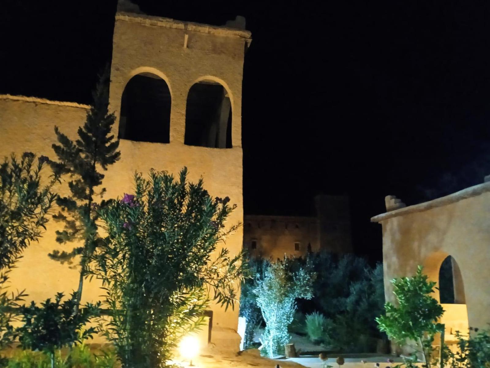Auberge Famille Benmoro Skoura Buitenkant foto