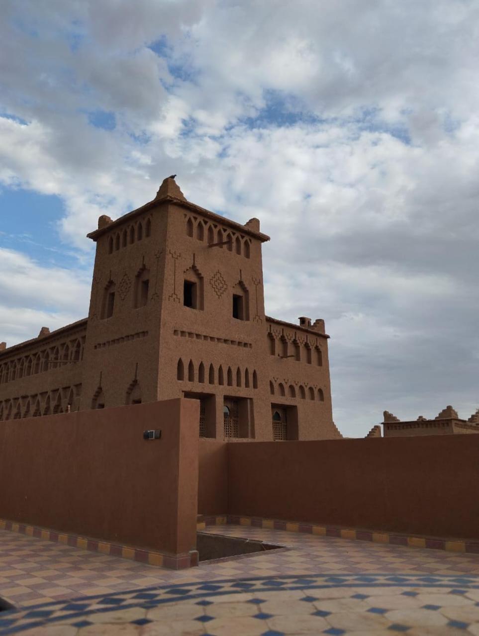 Auberge Famille Benmoro Skoura Buitenkant foto