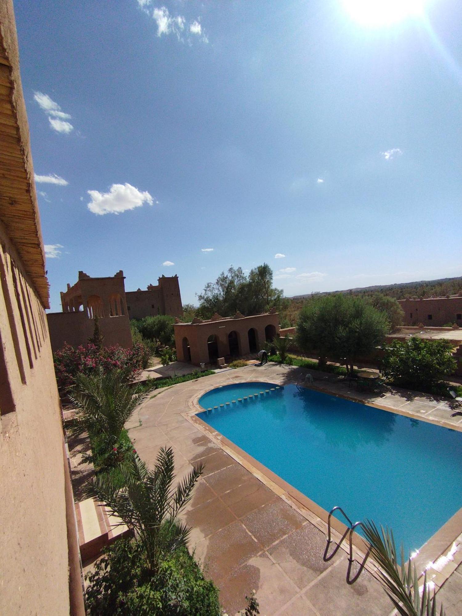 Auberge Famille Benmoro Skoura Buitenkant foto