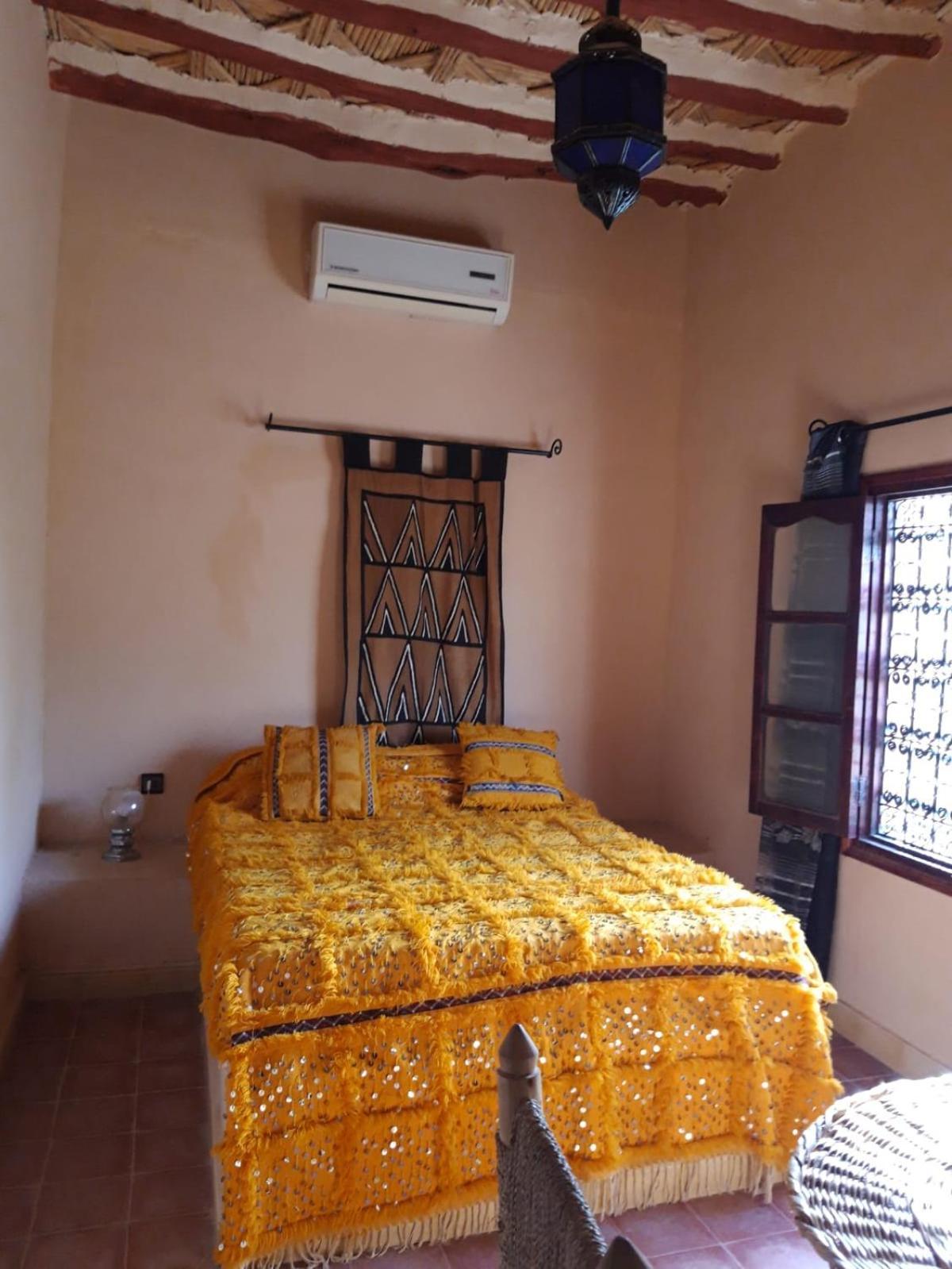 Auberge Famille Benmoro Skoura Buitenkant foto