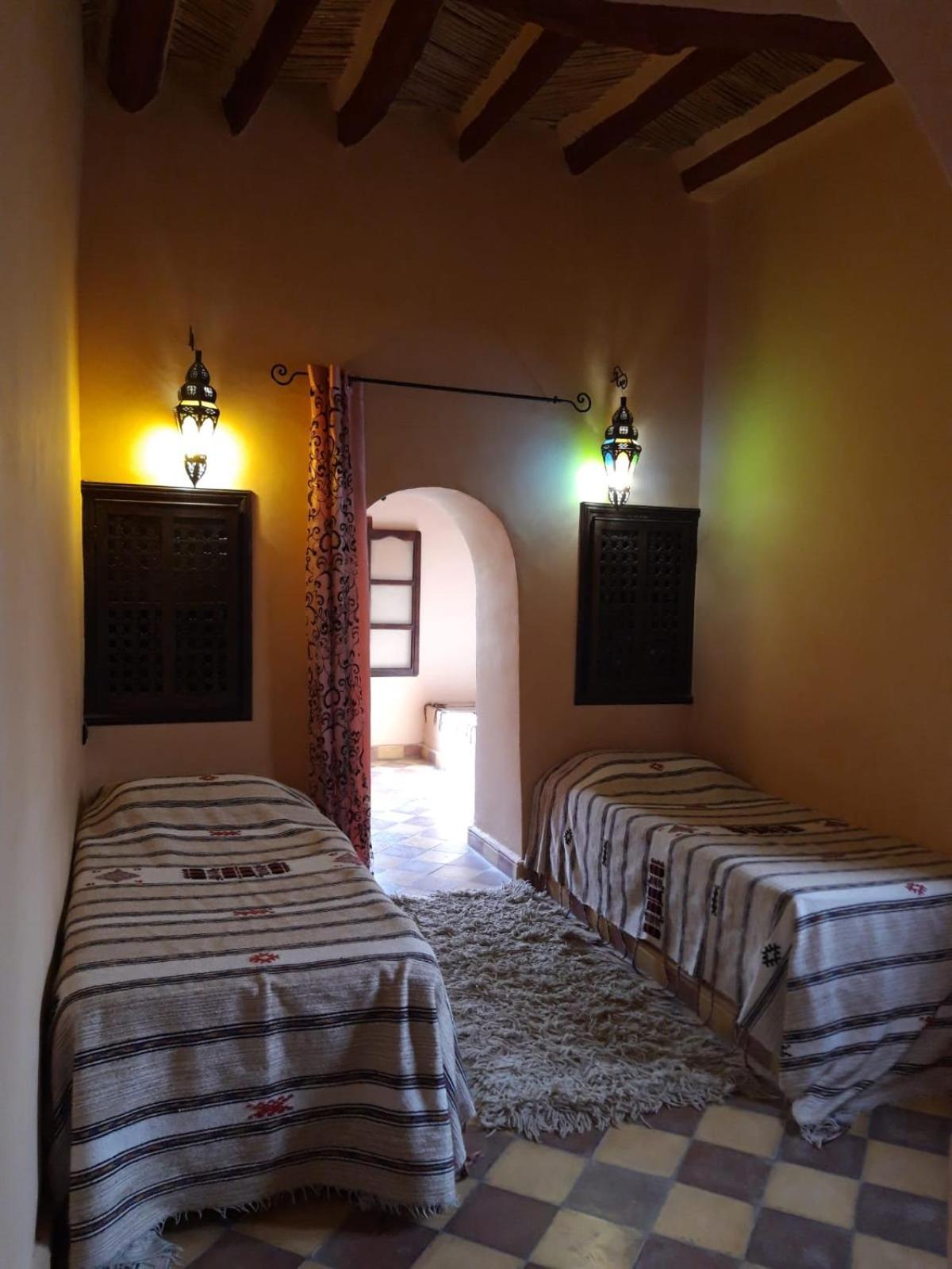Auberge Famille Benmoro Skoura Buitenkant foto