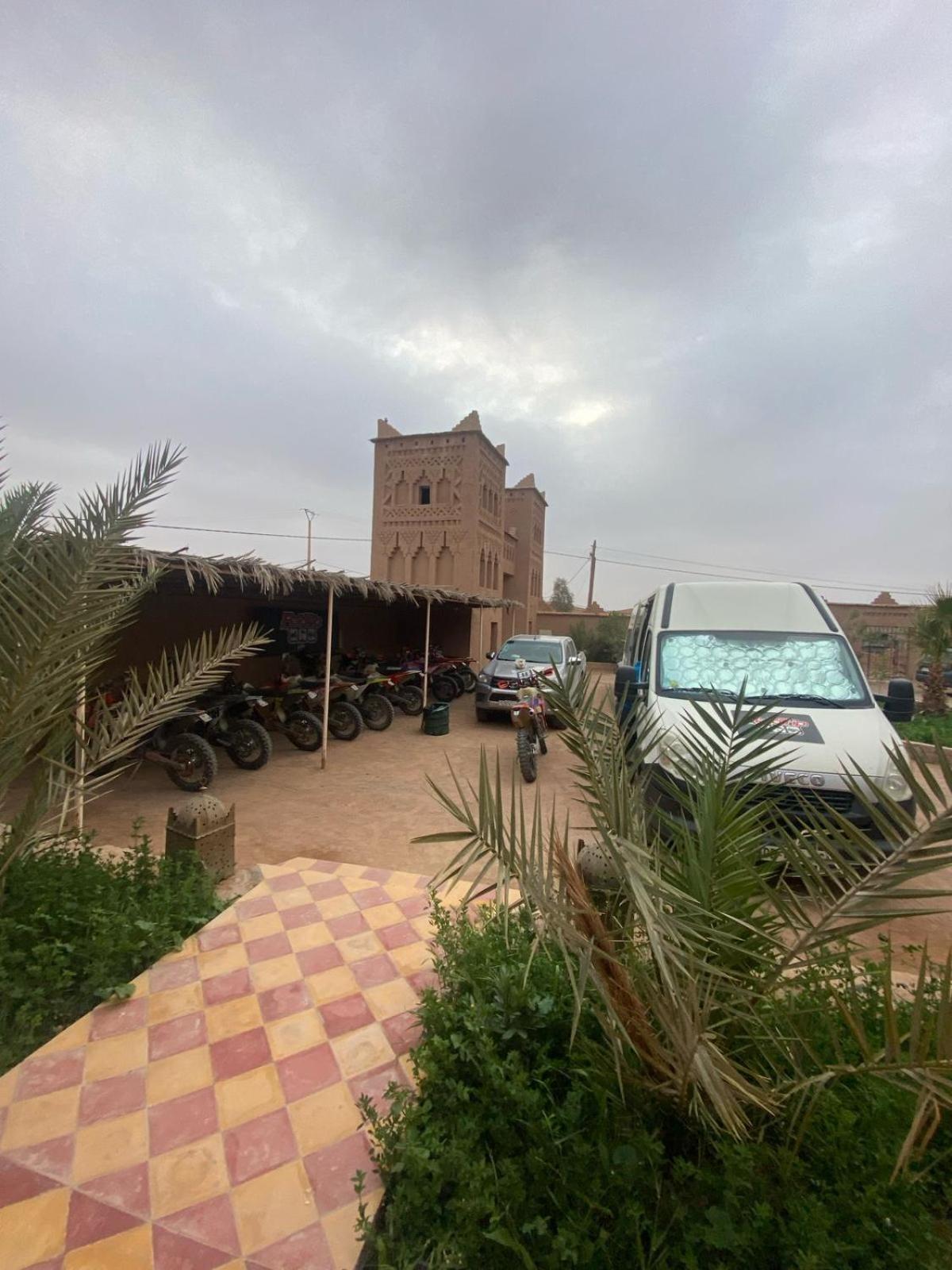 Auberge Famille Benmoro Skoura Buitenkant foto